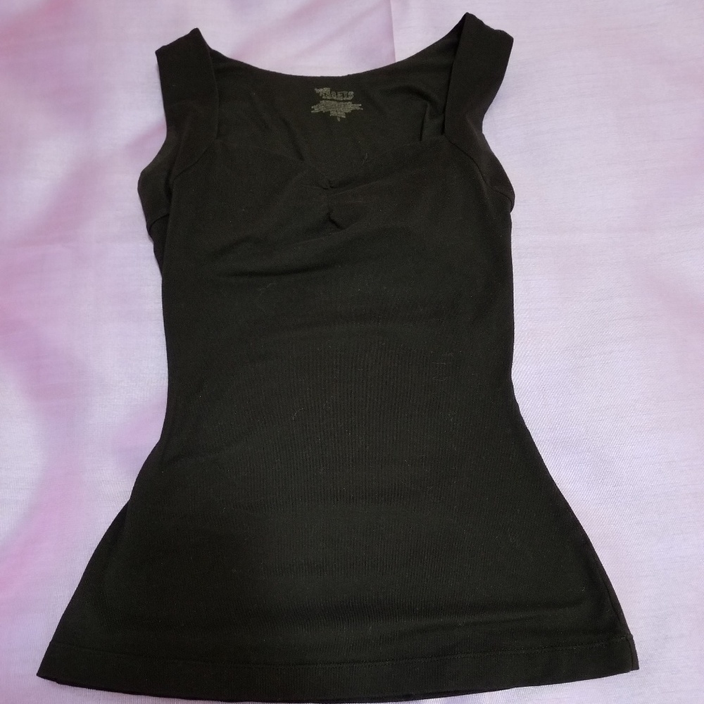 Form fitting tank top